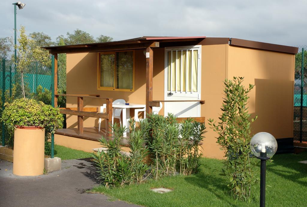 Real Village Roma Exterior photo